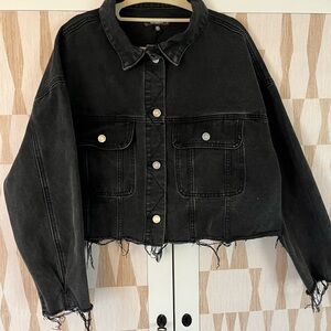 Missguided + Black Distressed Denim Jacket